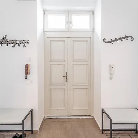 Apartment Puskinova 100m2 6 Beds Center Košice