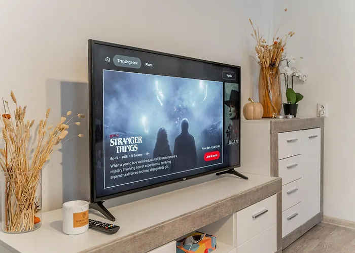 Puskinova 100m2 6 Beds Center *