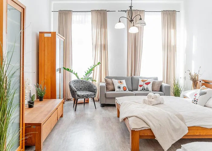 Apartment Puskinova 100m2 6 Beds Center Kosice